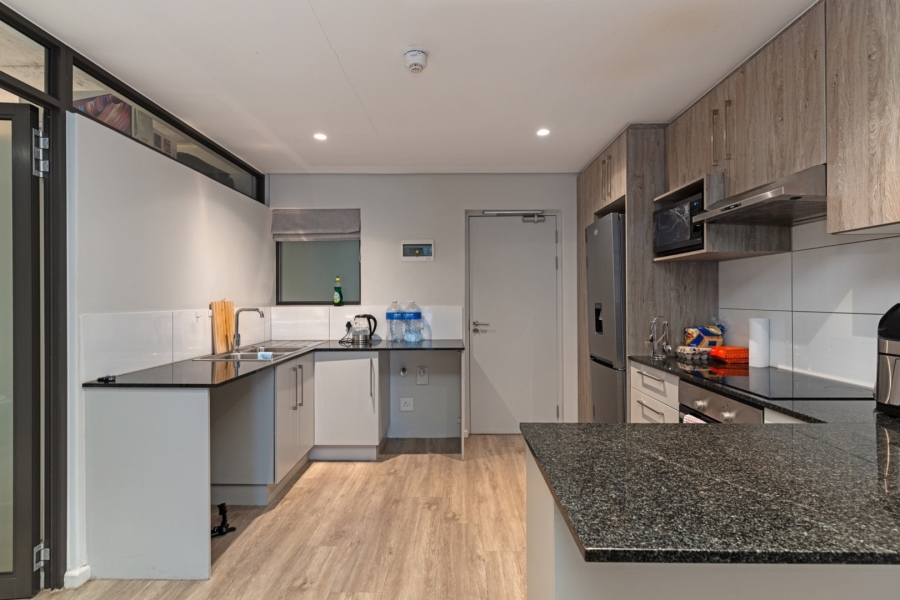 1 Bedroom Property for Sale in Woodstock Western Cape